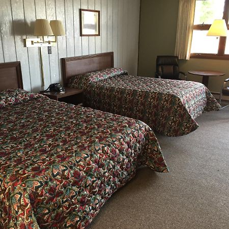 Colonial Hotel-Motel Buckhannon Экстерьер фото